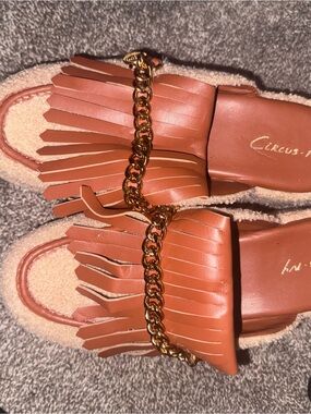 Circus by Sam Edelman Rust Brown Fringe Slide Mules with Gold Chain